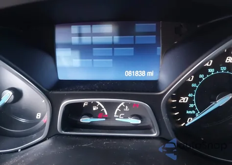 2014 Ford Focus Se z USA, uszkodzony, nr VIN 1FADP3F28EL211045